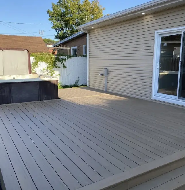 Patio en composite – terrasse durable et faible entretien